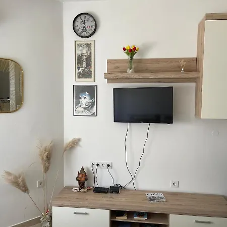 Apartment Elena *